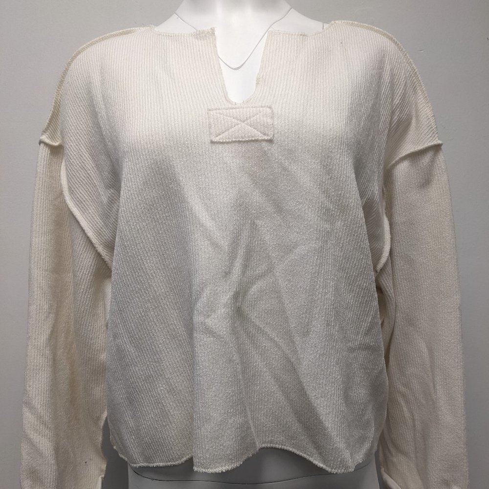 UO urban Outfitters Jax Notch Front Long-Sleeve Top